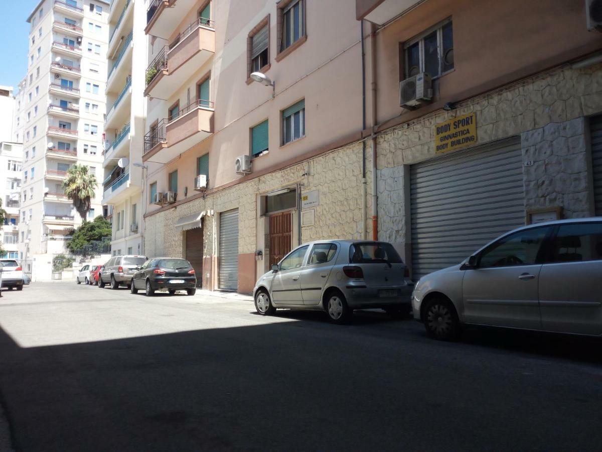 Ajana Rooms By Accomodo Κάλιαρι Εξωτερικό φωτογραφία